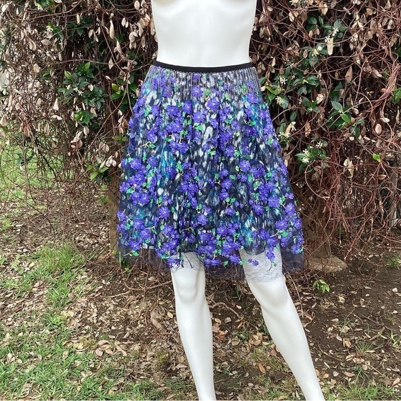 💋Elie Tahari Floral Mesh Metallic Chain Fringe A-Line Flouncy Skirt - Picture 1 of 9